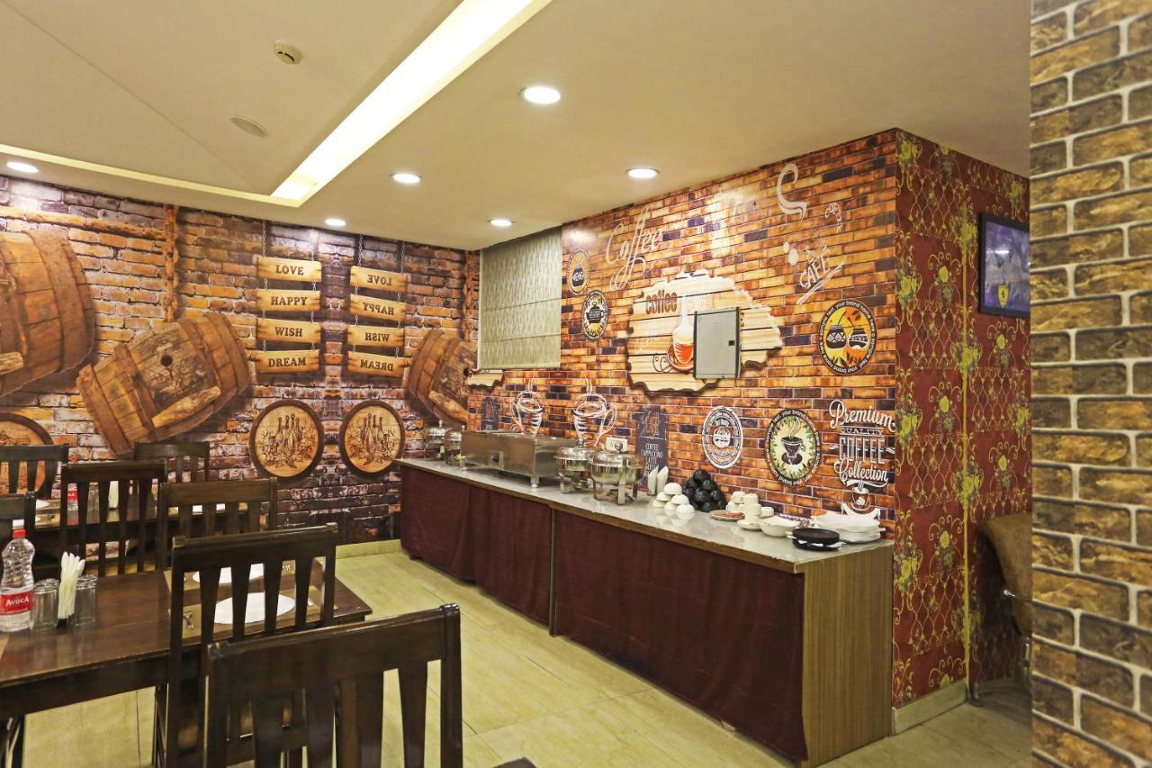 Hotel Ronit Royal Delhi Airport By D'Capitol Nuova Delhi Esterno foto