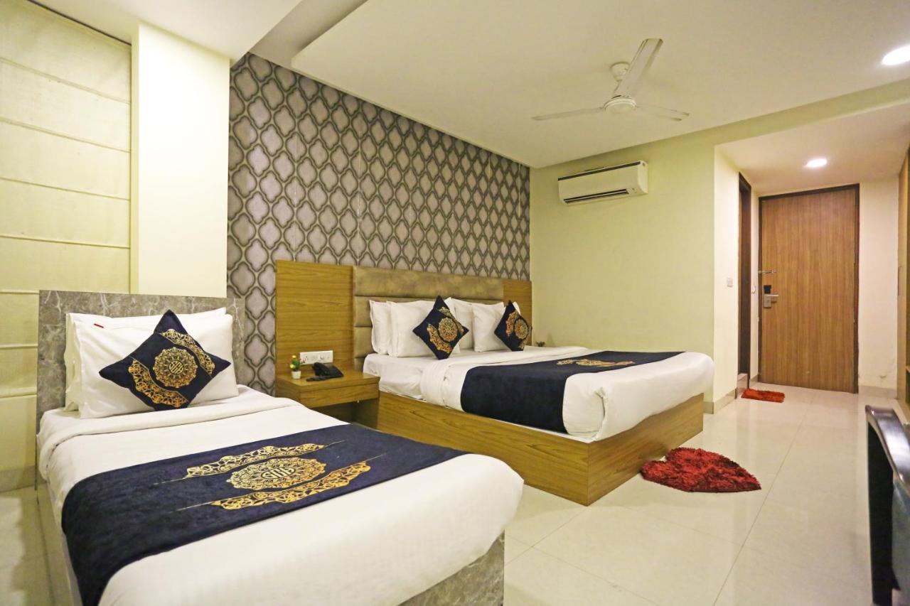 Hotel Ronit Royal Delhi Airport By D'Capitol Nuova Delhi Esterno foto