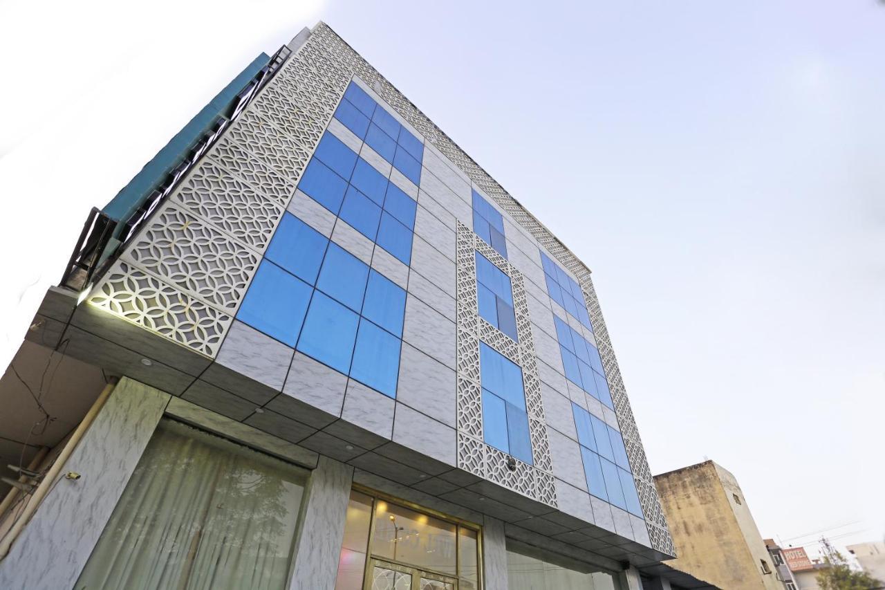 Hotel Ronit Royal Delhi Airport By D'Capitol Nuova Delhi Esterno foto